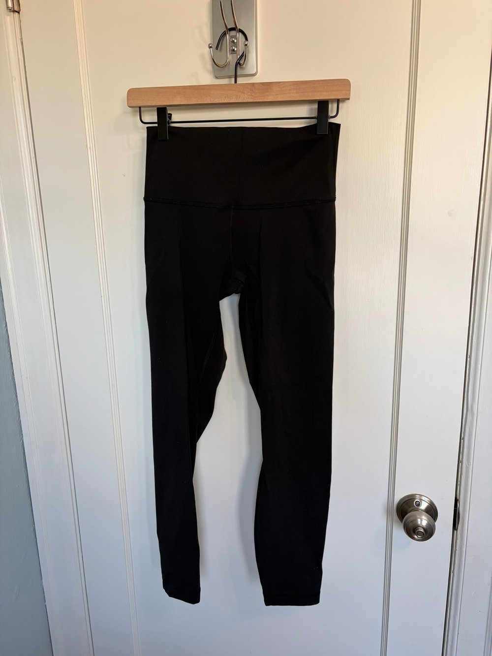 Lululemon Wunder Under High Rise Tight 25" Black Size 6 Leggings Luxtreme Yoga